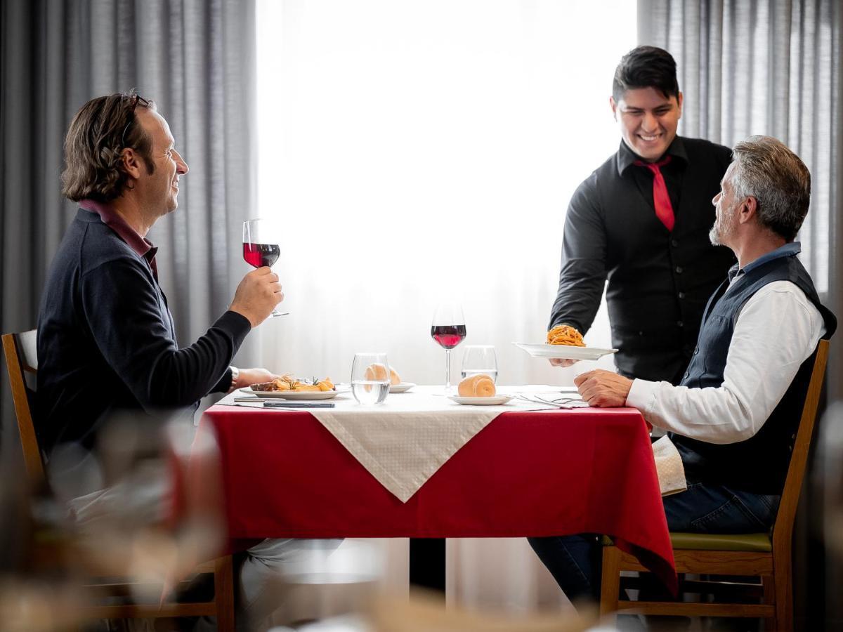 Hotel Milano Фондо Екстер'єр фото